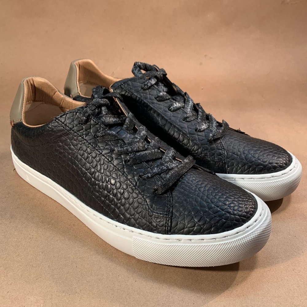 earth Melrose Black Sneakers, New!